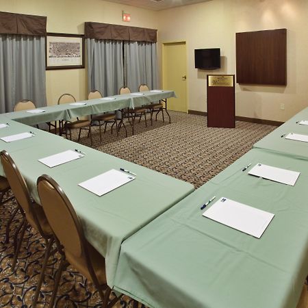 Hotel Wingate By Wyndham Waynesboro Extérieur photo