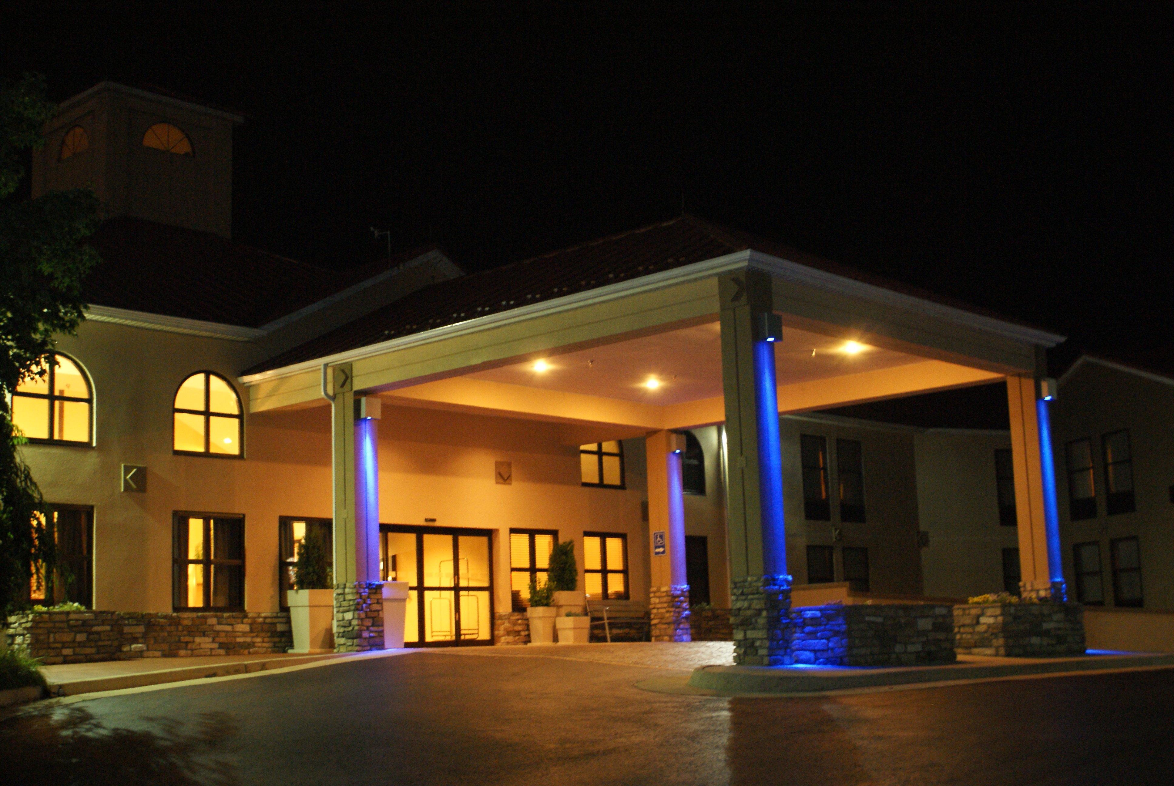 Hotel Wingate By Wyndham Waynesboro Extérieur photo