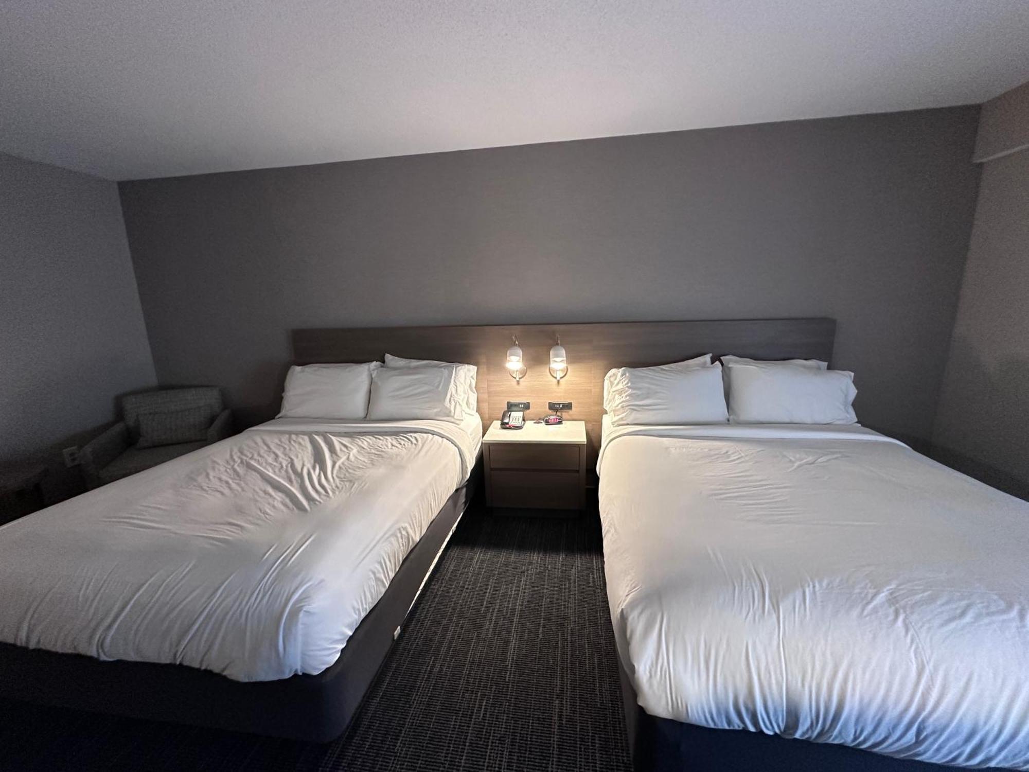 Hotel Wingate By Wyndham Waynesboro Extérieur photo